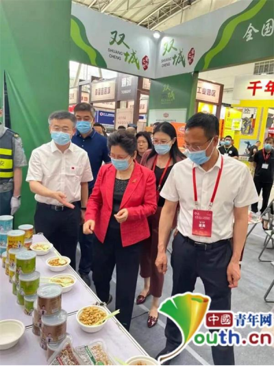 奇异果体育官网入口古堡双城绿色食品亮相第二十二届中国美食节(图1)